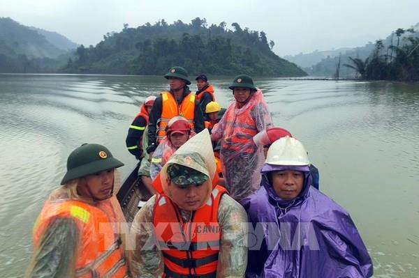 Vụ sạt lở tại Thủy điện Rào Trăng 3: Chuyển hướng tìm kiếm khu vực dưới suối
