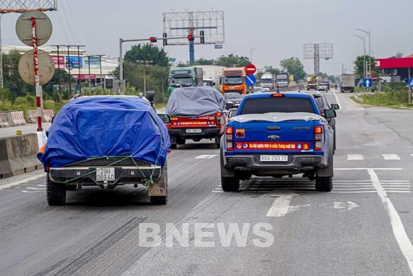 Ford Việt Nam hỗ trợ người dân Quảng Trị thiệt hại nặng sau mưa lũ