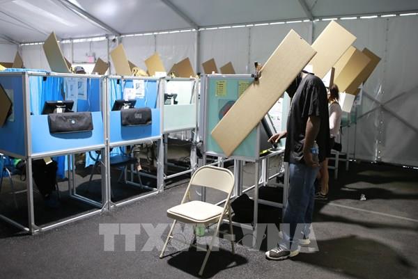 Bầu cử Mỹ 2020: Bang Nevada tạm dừng kiểm phiếu