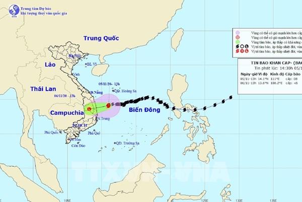 Gần Biển Đông lại có bão, áp thấp nhiệt đới gây mưa lớn ở miền Trung