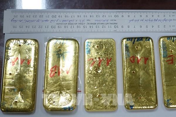 Vụ vận chuyển 51 kg vàng 9999 qua biên giới: Khởi tố, tạm giam 4 đối tượng