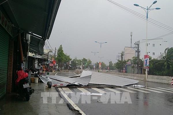 Tin mới nhất về cơn bão số 13 và dự báo thời tiết ngày mai 13/11