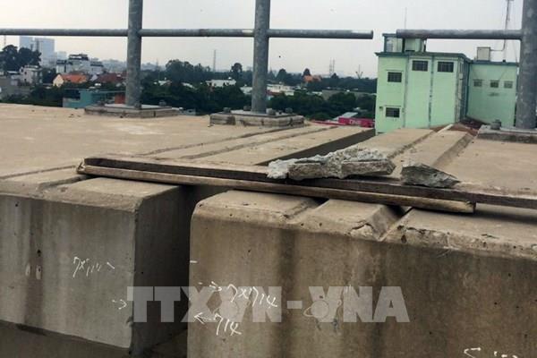 Đã đặt gối thay thế đảm bảo ổn định cho dầm cầu cạn của tuyến metro số 1