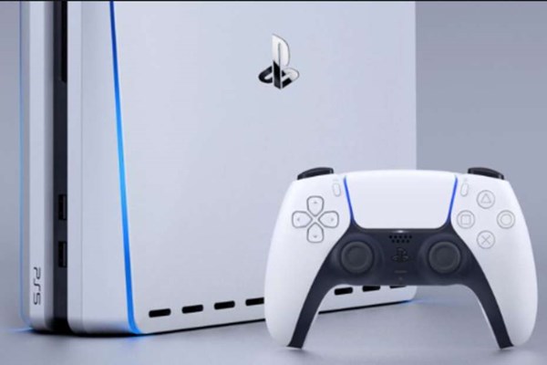 Sony tung PlayStation 5 để cạnh tranh với Xbox của Microsoft