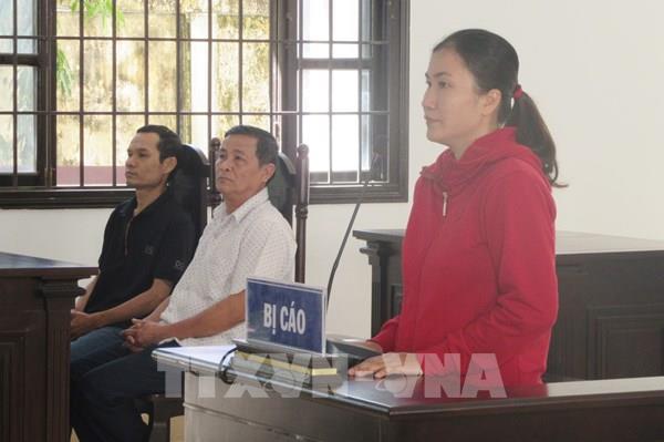 15 năm tù cho đối tượng lừa đảo đổi vàng giả lấy tiền thật