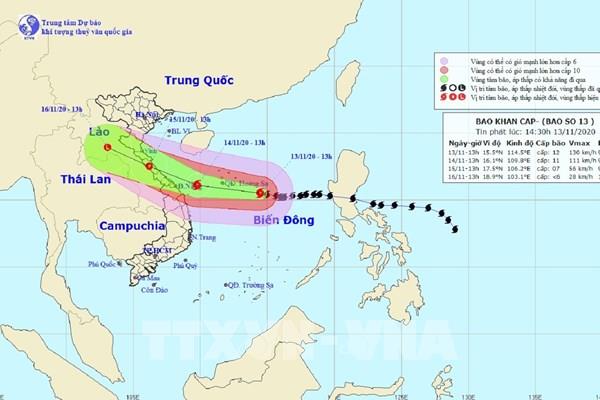 Bão số 13 đang mạnh lên, cách Đà Nẵng và Thừa Thiên-Huế 390km