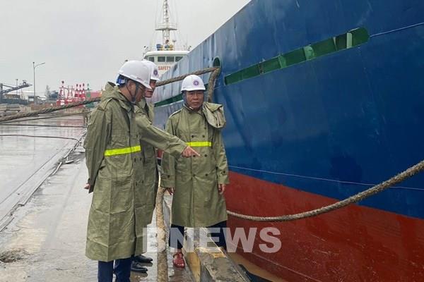 Lãnh đạo Cục Hàng hải Việt Nam trực tiếp kiểm tra công tác ứng phó bão số 13