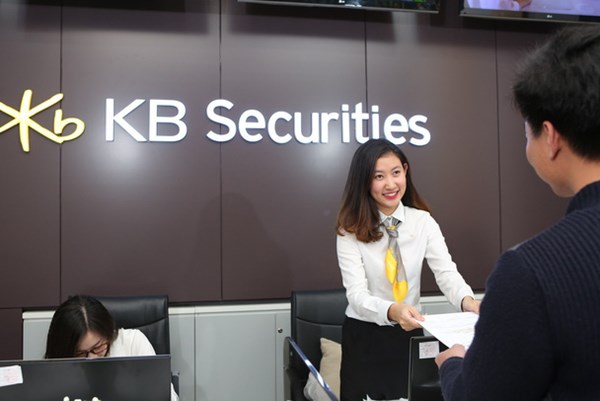 KBSV bị khiển trách vì 11 lần sửa lỗi giao dịch thực hiện tại HOSE