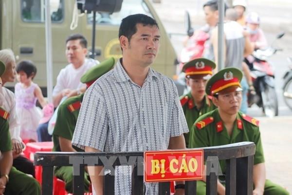 Khởi tố, bắt tạm giam hai bị can về hành vi “Sử dụng tài liệu giả của cơ quan, tổ chức”