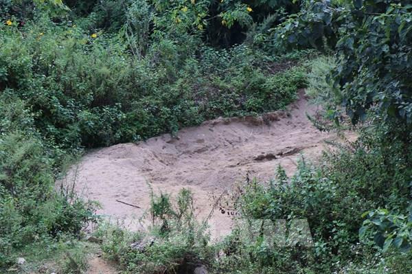 Điện Biên: Cát tặc hoành hành trên thượng nguồn suối Nậm Liếng