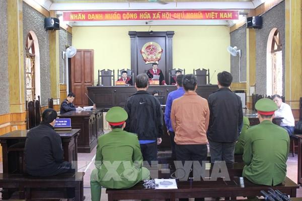 Y án sơ thẩm đối với các bị cáo trong vụ gian lận điểm thi tại Sơn La