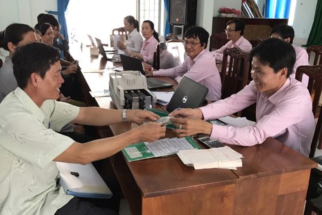 Những phụ nữ vượt khó vươn lên thoát nghèo