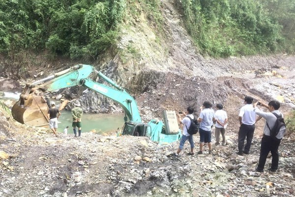 Đề nghị thu hồi 2 giấy phép với chủ đầu tư Dự án Thủy điện Thượng Nhật