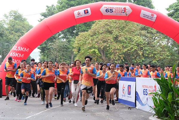 Phát động giải chạy gây quỹ từ thiện hướng đến kỷ niệm 65 năm Petrolimex