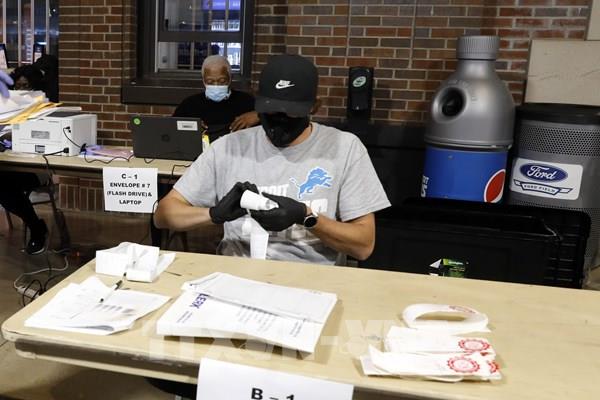 Bầu cử Mỹ 2020: Đảng Cộng hòa đề nghị hoãn chứng nhận kết quả bầu cử ở Michigan