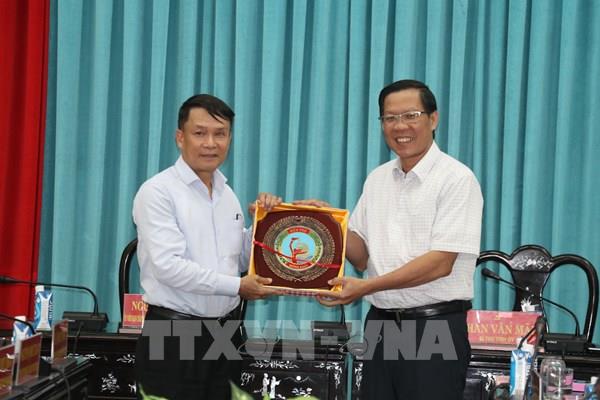 TTXVN và tỉnh Bến Tre tăng cường hợp tác thông tin