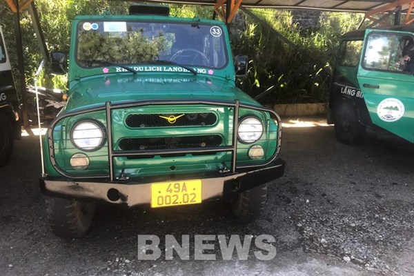 Đề xuất duy trì xe chở khách lên đỉnh Langbiang