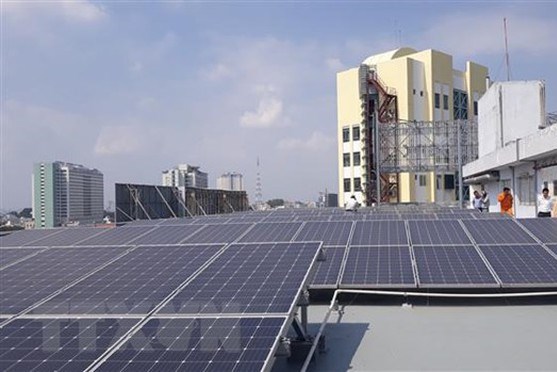 Hà Nội sẽ phát triển khoảng 1% điện mặt trời mái nhà