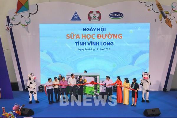 Niềm vui của thầy và trò tỉnh Vĩnh Long với ngày hội sữa học đường