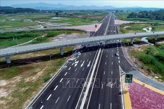 Đề xuất chuyển thêm hai dự án thành phần cao tốc Bắc Nam sang đầu tư công