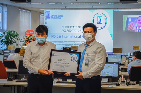 Cảng hàng không quốc tế Nội Bài được công nhận là sân bay chống dịch an toàn