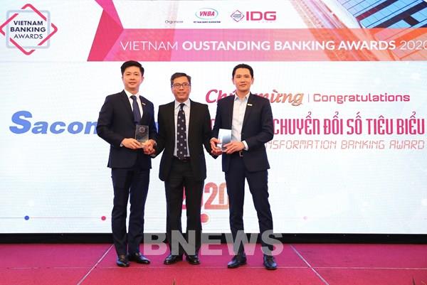 Sacombank nhận 2 giải thưởng về bán lẻ và ngân hàng số