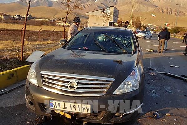 Nhà khoa học hạt nhân hàng đầu của Iran bị ám sát