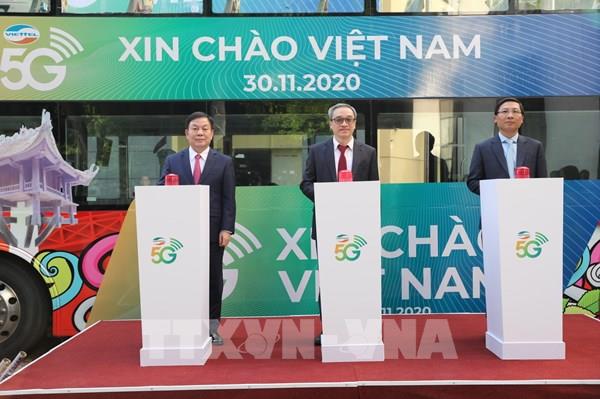 Người dân Thủ đô trực tiếp trải nghiệm công nghệ 5G