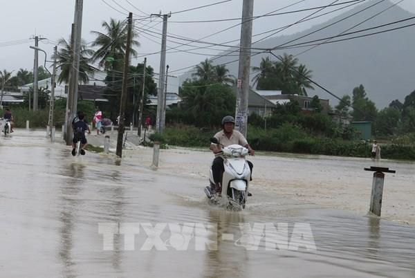 Dự báo thời tiết ngày mai 23/9: Áp thấp gây mưa lớn ở Trung Bộ