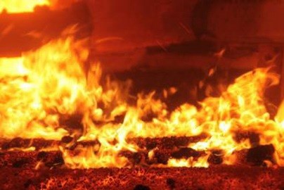 Cháy lớn thiêu trụi nhiều nhà xưởng ở xã Hữu Bằng, huyện Thạch Thất 
