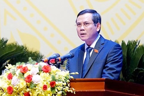 Thủ tướng phê chuẩn nhân sự UBND hai tỉnh Quảng Bình, Hòa Bình