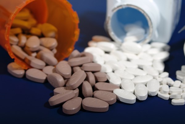 Mỹ “im lặng” sau khi Canada hạn chế xuất khẩu một số loại thuốc kê đơn