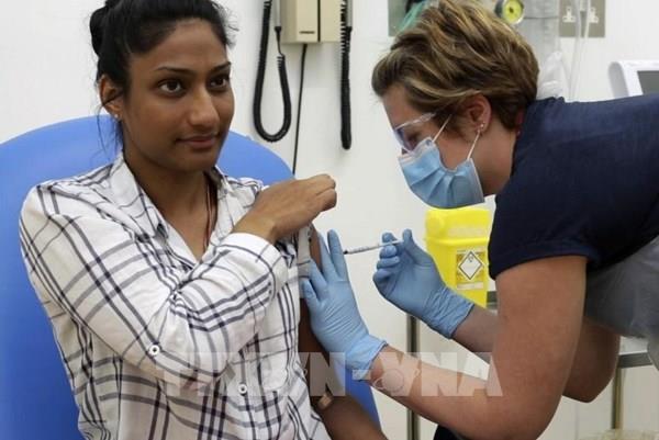 WHO: Không đủ vaccine để ngăn chặn gia tăng ca nhiễm COVID-19 trong ngắn hạn