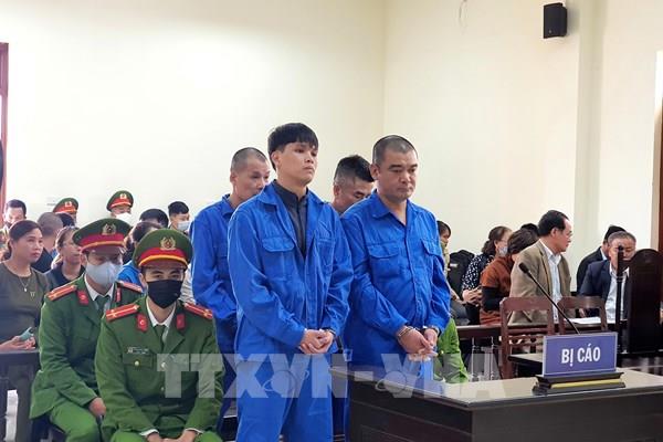 Phạt tù bốn bị cáo cưỡng đoạt tài sản của các cơ sở kinh doanh dịch vụ tang lễ