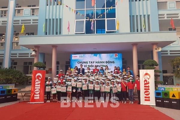 Canon Việt Nam tiếp tục triển khai Chương trình “Chung tay hành động vì môi trường”