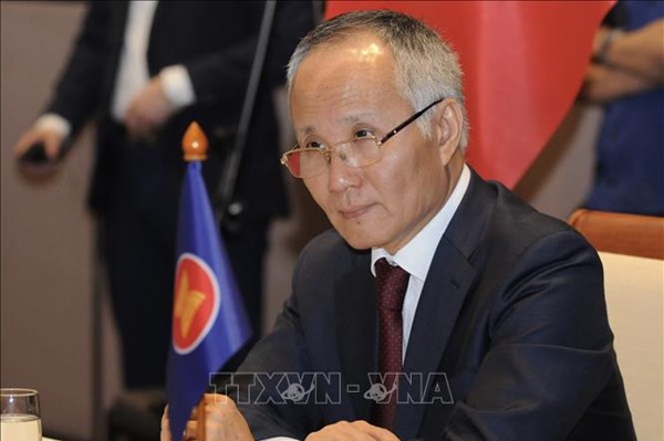 Thủ tướng bổ nhiệm lại Thứ trưởng các Bộ: Công Thương, Thông tin và Truyền thông