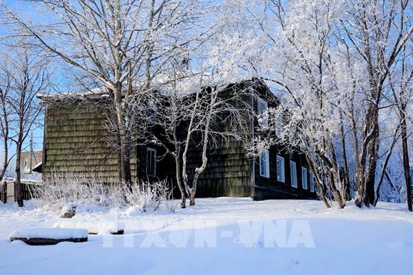 Làng quê Kamchatka ngập chìm trong tuyết trắng
