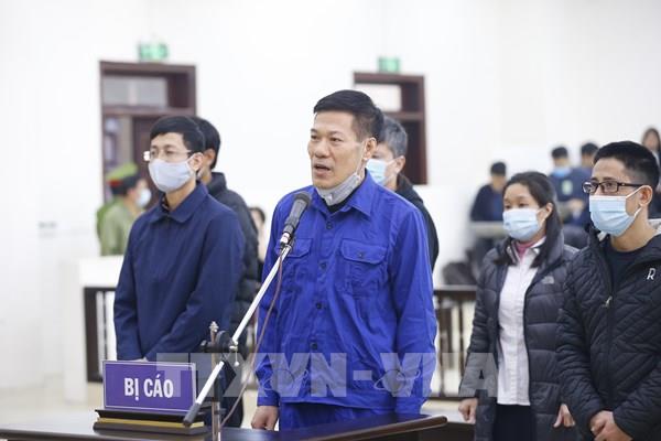 Xét xử vụ án tại CDC Hà Nội: Các bị cáo thừa nhận hành vi sai phạm