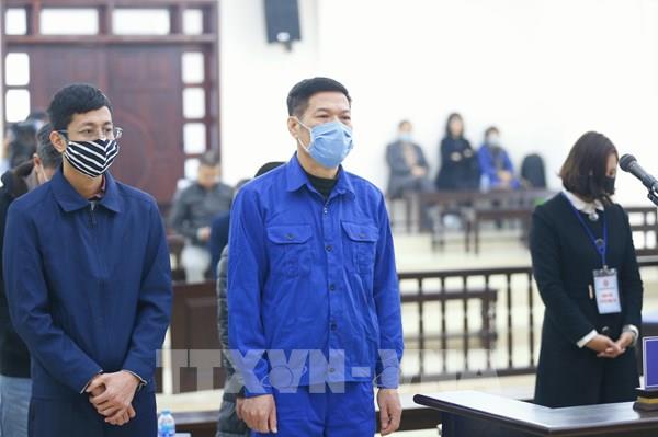 Xét xử vụ án tại CDC Hà Nội: Bị cáo Nguyễn Nhật Cảm bị đề nghị mức án từ 10-11 năm tù