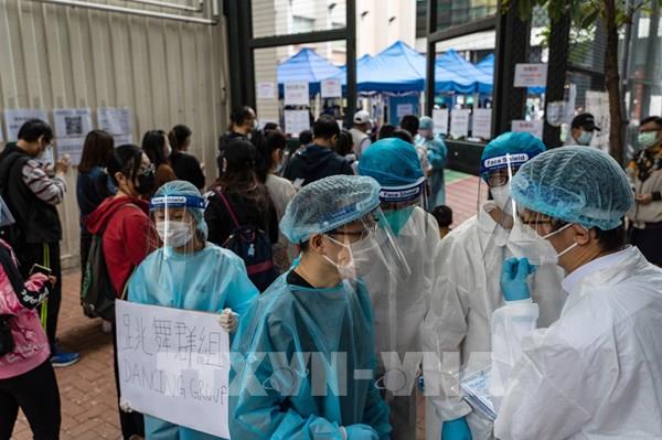 Hong Kong (Trung Quốc) dùng xổ số khuyến khích người dân tiêm vaccine ngừa COVID-19