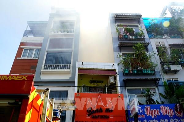 Tp Hồ Chí Minh: Hỏa hoạn tại căn nhà trong hẻm, cháy lan sang 4 căn nhà liền kề
