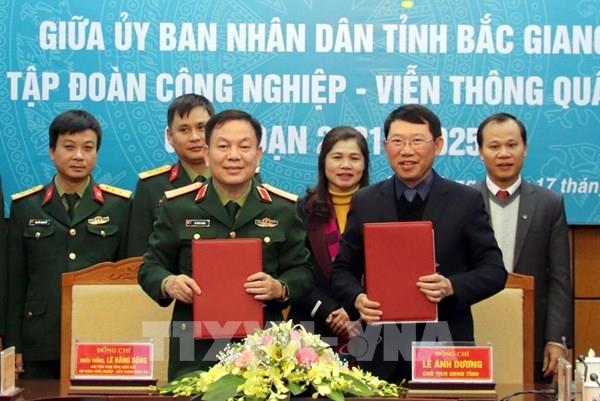 Bắc Giang và Viettel ký kết hợp tác xây dựng chính quyền điện tử và đô thị thông minh