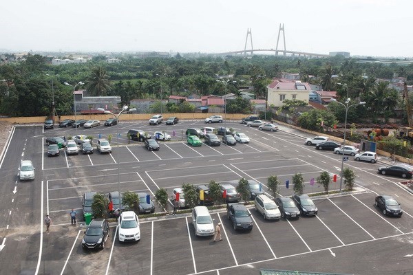 Thương mại, vận tải và du lịch ảnh hưởng nặng nề do dịch COVID-19