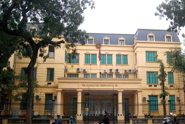 Phạt tù nhóm đối tượng giả danh cán bộ tư pháp để lừa đảo chiếm đoạt tài sản