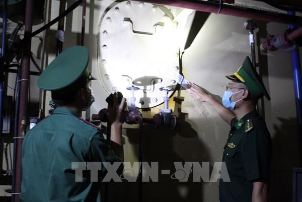 Kiên Giang: Phát hiện phương tiện chứa khoảng 15.000 lít dầu DO không rõ nguồn gốc