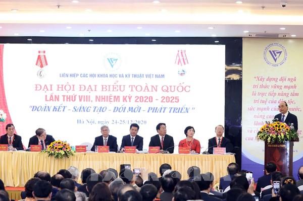 Thủ tướng: Khoa học - công nghệ là động lực quan trọng nhất phát triển lực lượng sản xuất