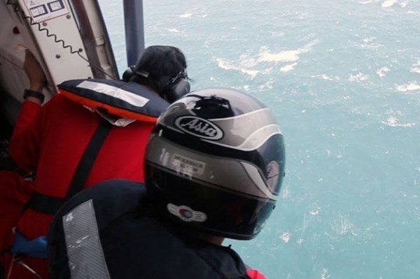 Đề xuất điều động tàu SAR 413 hỗ trợ tìm kiếm hai công nhân mất tích trên biển Bình Thuận