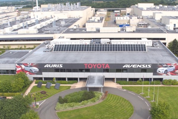 Thỏa thuận thương mại hậu Brexit sẽ giúp các doanh nghiệp ô tô "bình tâm"