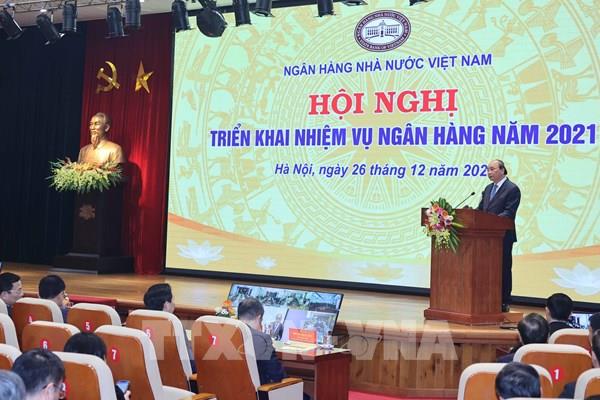 Thủ tướng: Ngân hàng không để thiếu vốn cho các doanh nghiệp