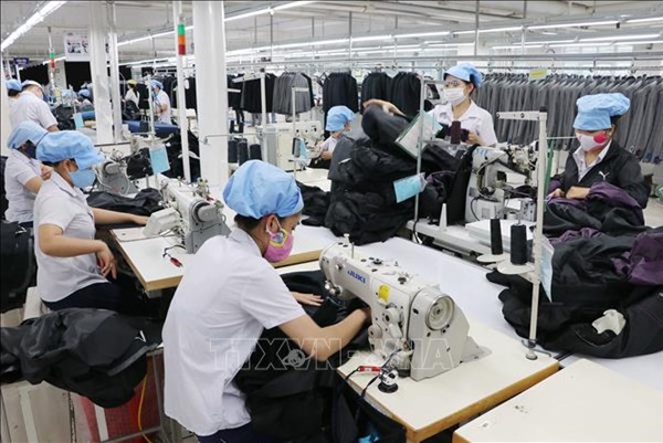 Truyền thông quốc tế đánh giá lạc quan về tăng trưởng kinh tế của Việt Nam năm 2020